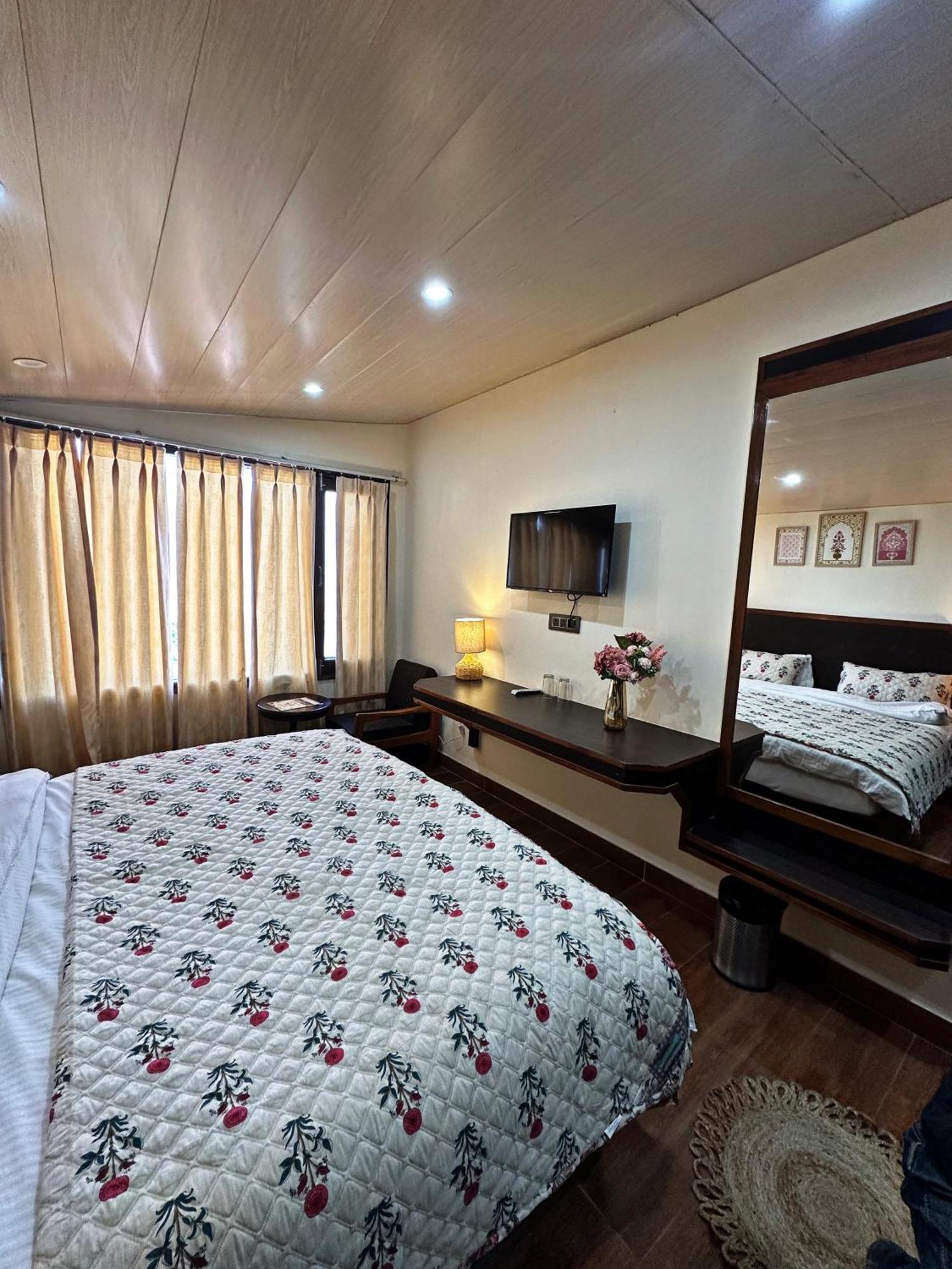 Bed and Breakfast Himalayan Hideaway Shimla Exterior foto